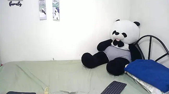 rihanna22 online show from 17, 1, 2025