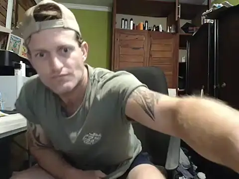 Snapshot of the-billy-blue chatting on 14, 12, 2025 the-billy-blue online show from 14, 12, 2025