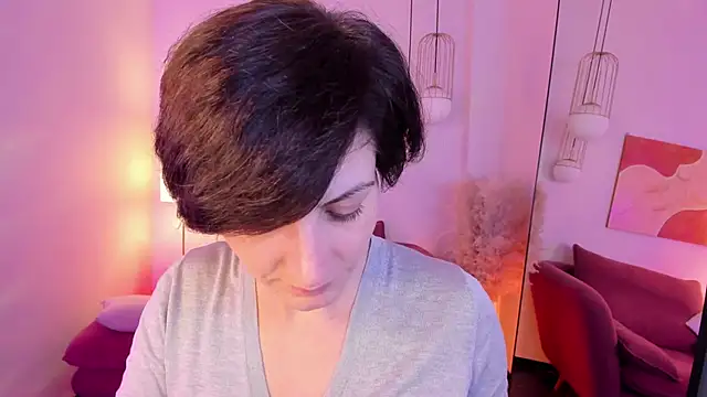 Snapshot of LorenDaze chatting on 16, 12, 2025 LorenDaze online show from 16, 12, 2025