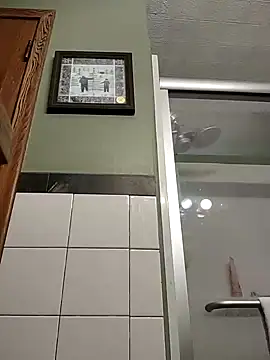 eatmeplease44 online show from 20, 1, 2025