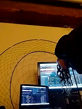 eatmeplease44 online show from 3, 12, 2025