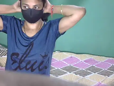 Snapshot of Indian_Horny_Wife chatting on 18, 7, 2026 Indian Horny Wife online show from 18, 7, 2026