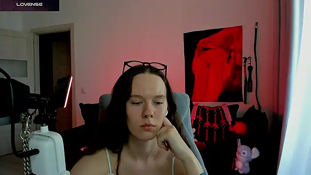 DivineBite online show from 13, 7, 2026