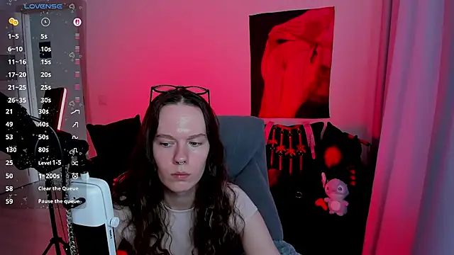 DivineBite online show from 28, 7, 2026