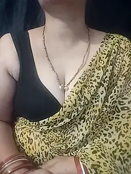 Snapshot of seema4xxxfun chatting on 18, 5, 2026 seema4xxxfun online show from 18, 5, 2026