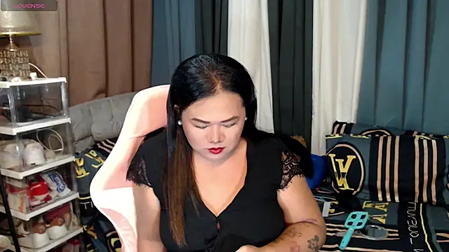 Snapshot of MagnificatMistress chatting on 7, 1, 2025 MagnificatMistress online show from 7, 1, 2025