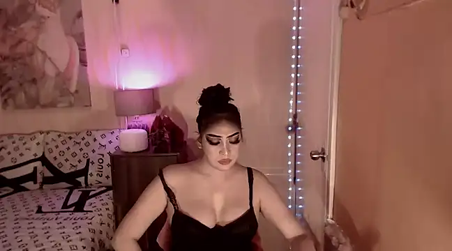 Snapshot of Biancafoxie chatting on 7, 3, 2025 Biancafoxie online show from 7, 3, 2025