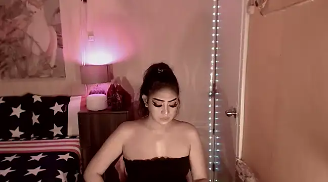 Snapshot of Biancafoxie chatting on 16, 3, 2025 Biancafoxie online show from 16, 3, 2025