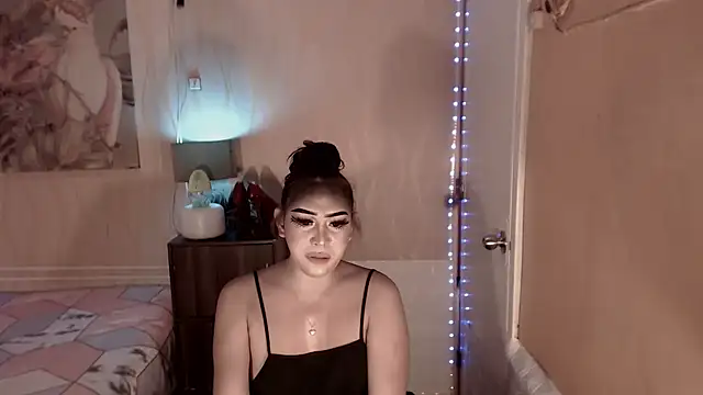 Snapshot of Biancafoxie chatting on 12, 9, 2025 Biancafoxie online show from 12, 9, 2025