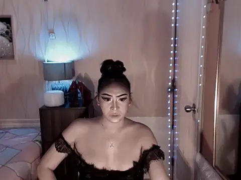 Snapshot of Biancafoxie chatting on 21, 11, 2025 Biancafoxie online show from 21, 11, 2025