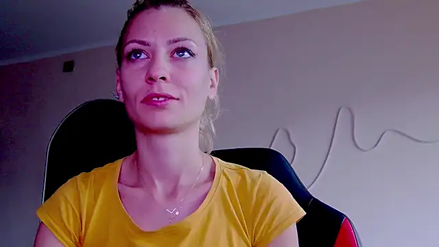 karo123421 online show from 15, 10, 2025