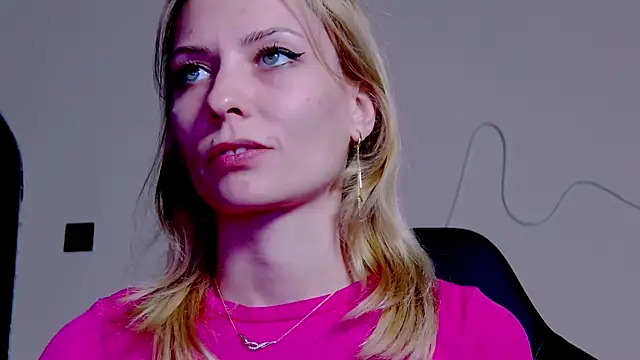 karo123421 online show from 13, 11, 2025