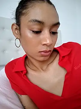 Snapshot of Leaberry chatting on 13, 11, 2025 Leaberry online show from 13, 11, 2025