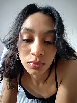 Snapshot of Leaberry chatting on 15, 12, 2025 Leaberry online show from 15, 12, 2025