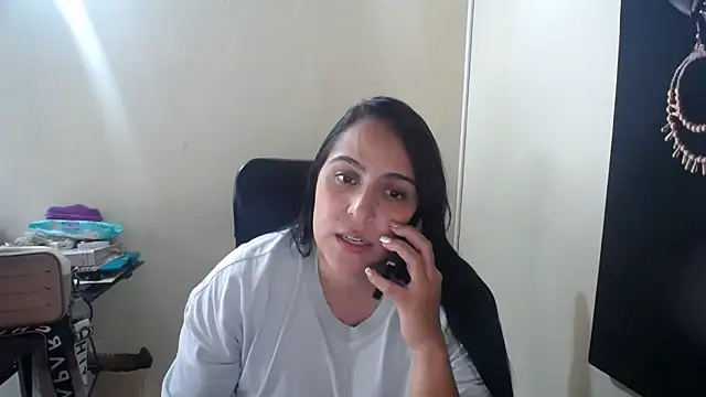 Snapshot of kendall_52 chatting on 27, 2, 2025 kendall 52 online show from 27, 2, 2025