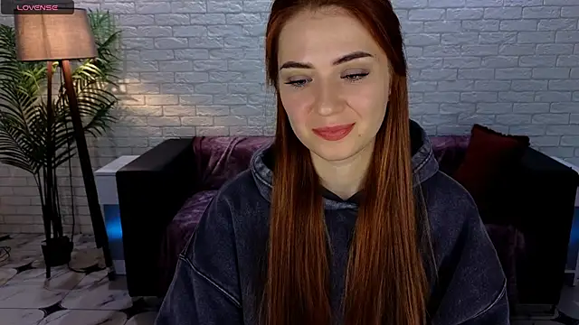 Adelyna Bird online show from 2, 2, 2025