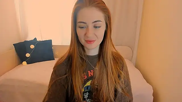 Adelyna Bird online show from 22, 12, 2025