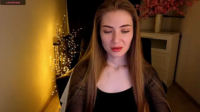 Adelyna Bird online show from 17, 5, 2026