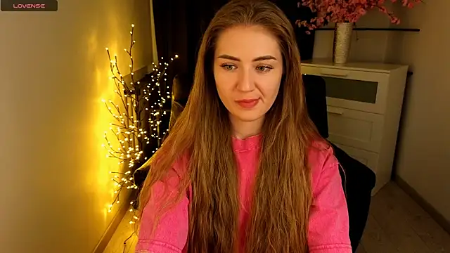 Adelyna Bird online show from 26, 5, 2026