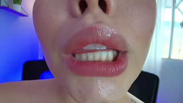 Snapshot of lisbet21x chatting on 12, 2, 2025 lisbet21x online show from 12, 2, 2025