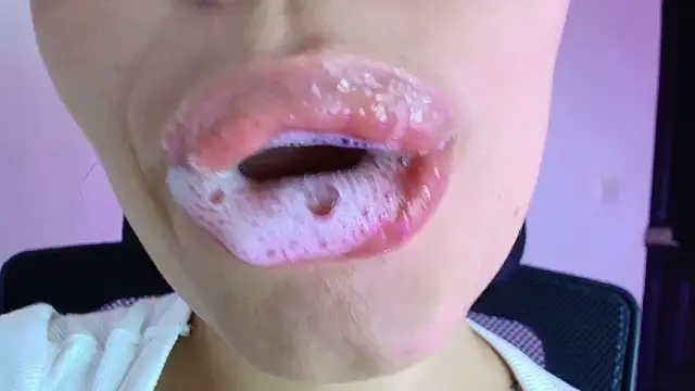 Snapshot of lisbet21x chatting on 19, 11, 2025 lisbet21x online show from 19, 11, 2025