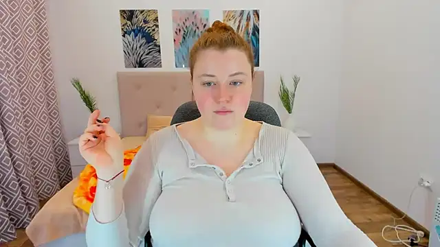 Snapshot of PolinaSalvatore chatting on 9, 12, 2024 PolinaSalvatore online show from 9, 12, 2024