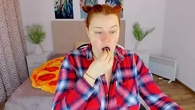 Snapshot of PolinaSalvatore chatting on 30, 1, 2025 PolinaSalvatore online show from 30, 1, 2025