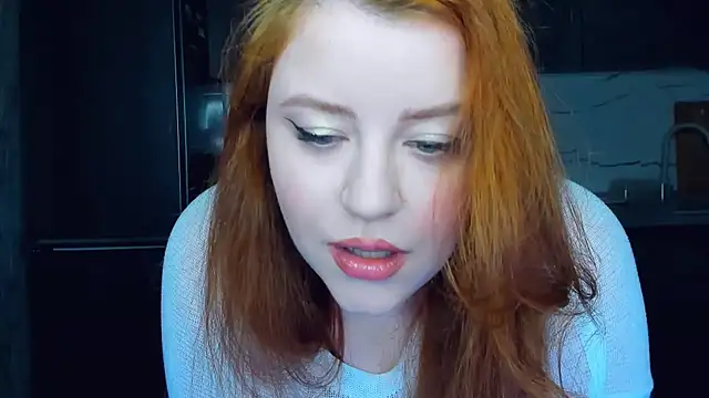 Snapshot of PolinaSalvatore chatting on 13, 2, 2025 PolinaSalvatore online show from 13, 2, 2025
