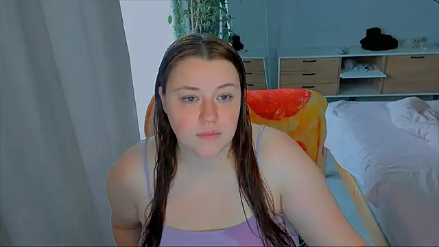 Snapshot of PolinaSalvatore chatting on 18, 10, 2025 PolinaSalvatore online show from 18, 10, 2025