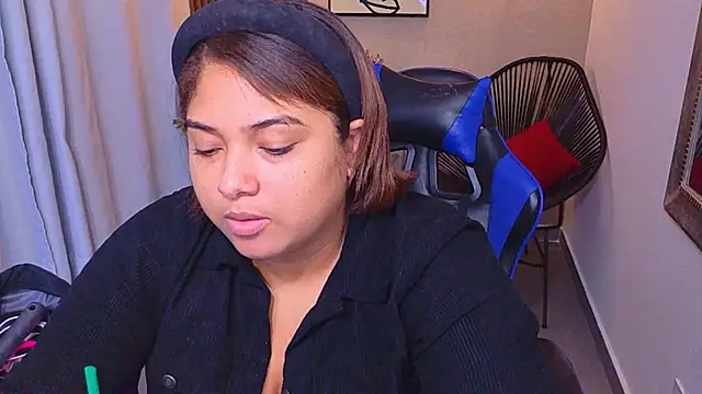 Snapshot of Kenya--Buhle chatting on 16, 6, 2026 Kenya--Buhle online show from 16, 6, 2026