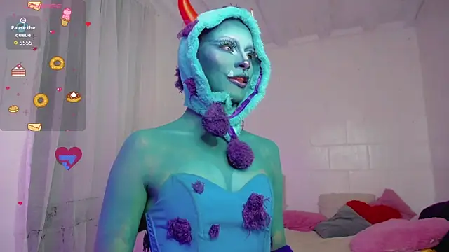 Snapshot of Summer_XO chatting on 1, 11, 2025 Summer XO online show from 1, 11, 2025