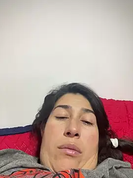 Snapshot of andreaisis2 chatting on 11, 12, 2024 andreaisis2 online show from 11, 12, 2024