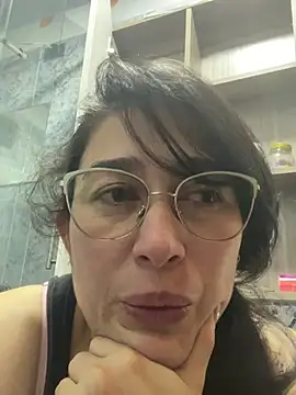 Snapshot of andreaisis2 chatting on 18, 2, 2025 andreaisis2 online show from 18, 2, 2025