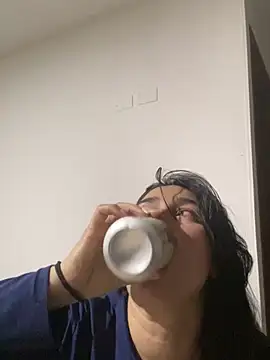 Snapshot of andreaisis2 chatting on 23, 2, 2025 andreaisis2 online show from 23, 2, 2025