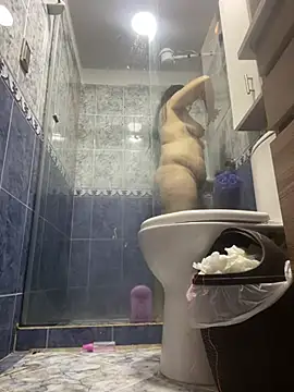 Snapshot of andreaisis2 chatting on 25, 2, 2025 andreaisis2 online show from 25, 2, 2025