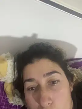 Snapshot of andreaisis2 chatting on 3, 3, 2025 andreaisis2 online show from 3, 3, 2025