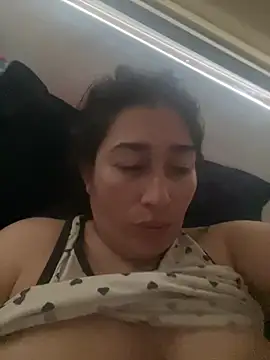 Snapshot of andreaisis2 chatting on 16, 3, 2025 andreaisis2 online show from 16, 3, 2025