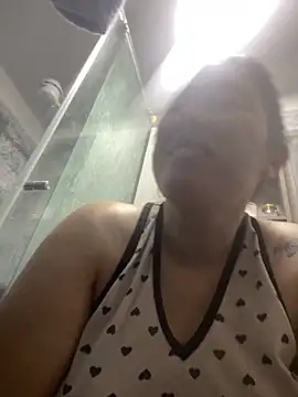 Snapshot of andreaisis2 chatting on 17, 3, 2025 andreaisis2 online show from 17, 3, 2025