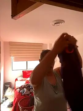 Snapshot of andreaisis2 chatting on 9, 9, 2025 andreaisis2 online show from 9, 9, 2025