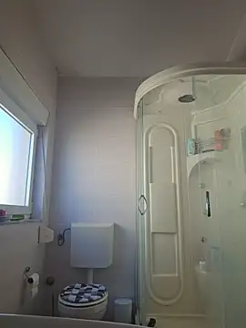 U prolazu online show from 5, 4, 2026