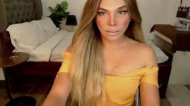 Snapshot of liaa_lurrecams chatting on 6, 12, 2024 liaa lurrecams online show from 6, 12, 2024