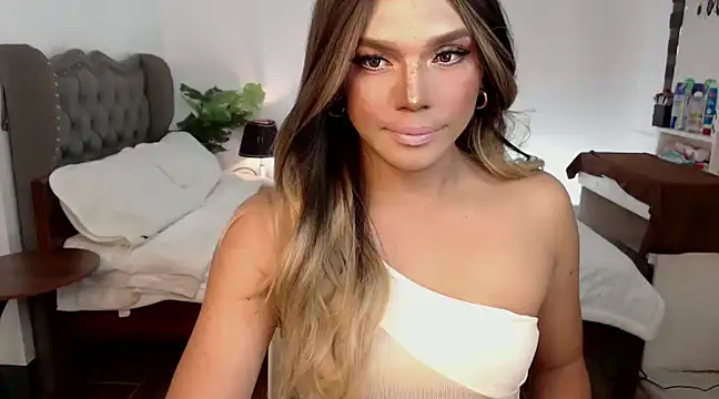 Snapshot of liaa_lurrecams chatting on 6, 1, 2025 liaa lurrecams online show from 6, 1, 2025