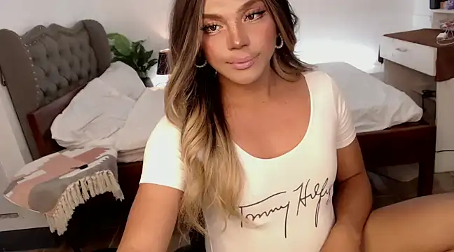 Snapshot of liaa_lurrecams chatting on 24, 1, 2025 liaa lurrecams online show from 24, 1, 2025