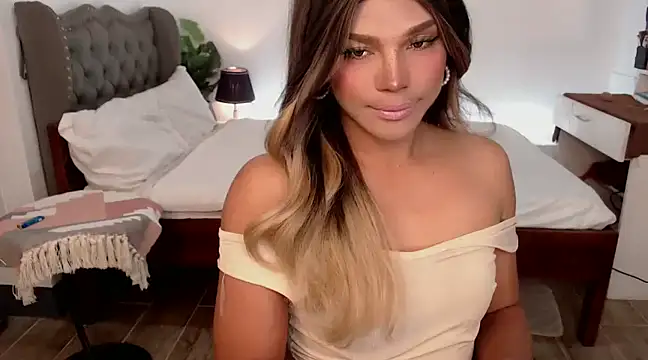 Snapshot of liaa_lurrecams chatting on 2, 2, 2025 liaa lurrecams online show from 2, 2, 2025