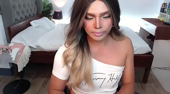 Snapshot of liaa_lurrecams chatting on 9, 3, 2025 liaa lurrecams online show from 9, 3, 2025