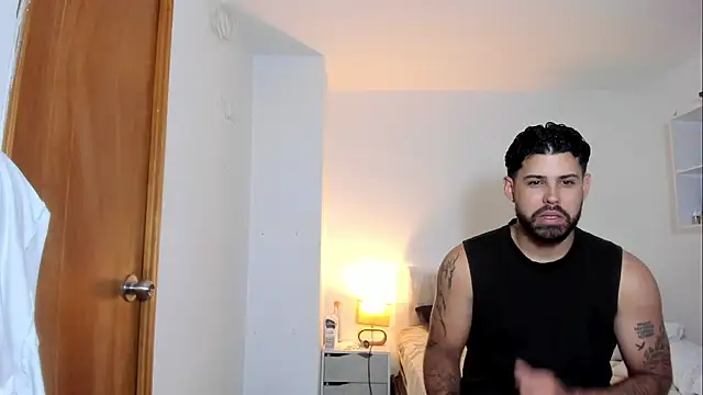 Snapshot of Justyn_Torres chatting on 27, 3, 2026 Justyn Torres online show from 27, 3, 2026