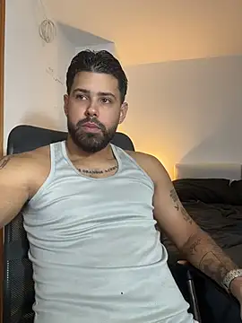 Snapshot of Justyn_Torres chatting on 30, 7, 2026 Justyn Torres online show from 30, 7, 2026
