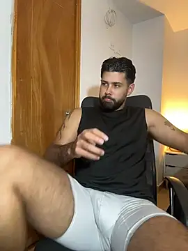 Snapshot of Justyn_Torres chatting on 3, 8, 2026 Justyn Torres online show from 3, 8, 2026