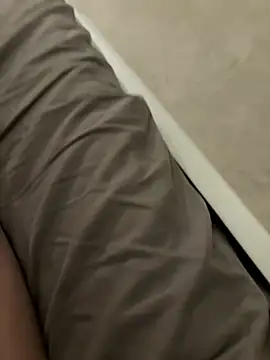 agitnizci13 online show from 5, 1, 2025