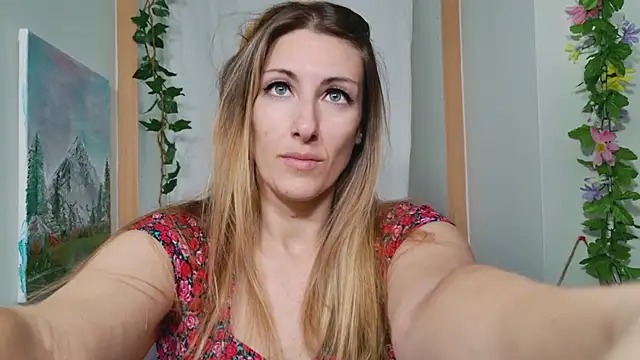 victorialotus online show from 1, 2, 2025